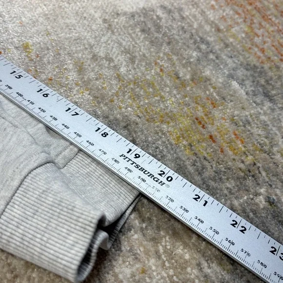 Wrangler Gray Sweatshirt with Red and Blue Pattern - Picture 7 of 8